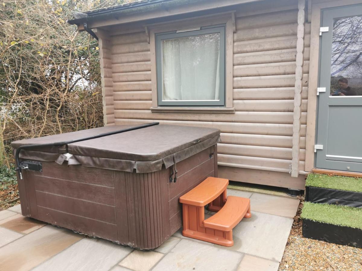 Chestnut Meadow Country Park Villa Sidley Exteriör bild