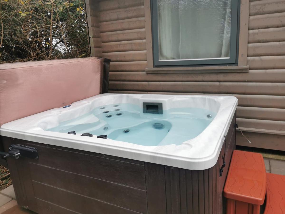 Chestnut Meadow Country Park Villa Sidley Exteriör bild