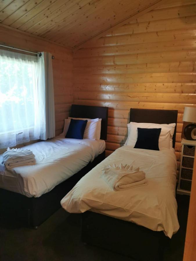 Chestnut Meadow Country Park Villa Sidley Exteriör bild
